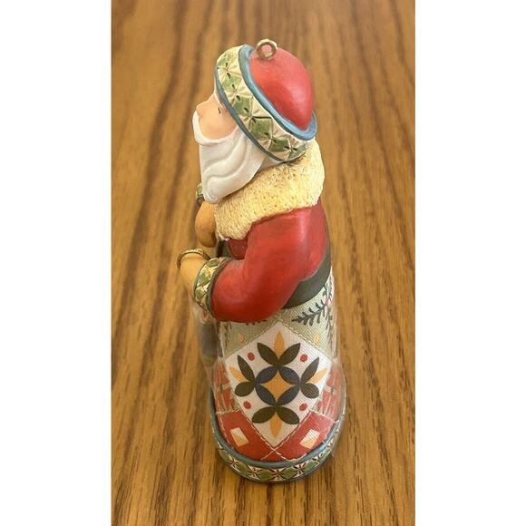 Hallmark Keepsake Ornament Santas from Around the World United States 2004 - 2A - Picture 7 of 11